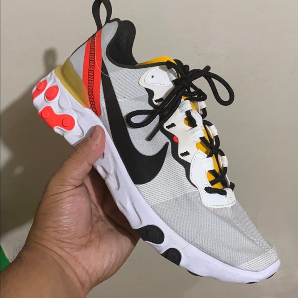 Nike Element React 55